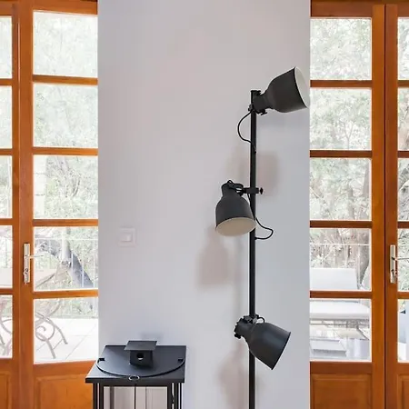 Baignez Dans La Lumiere D'un Loft Nimois Au Caractere Unique *