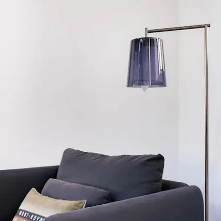 Baignez Dans La Lumiere D'un Loft Nimois Au Caractere Unique * Nimes